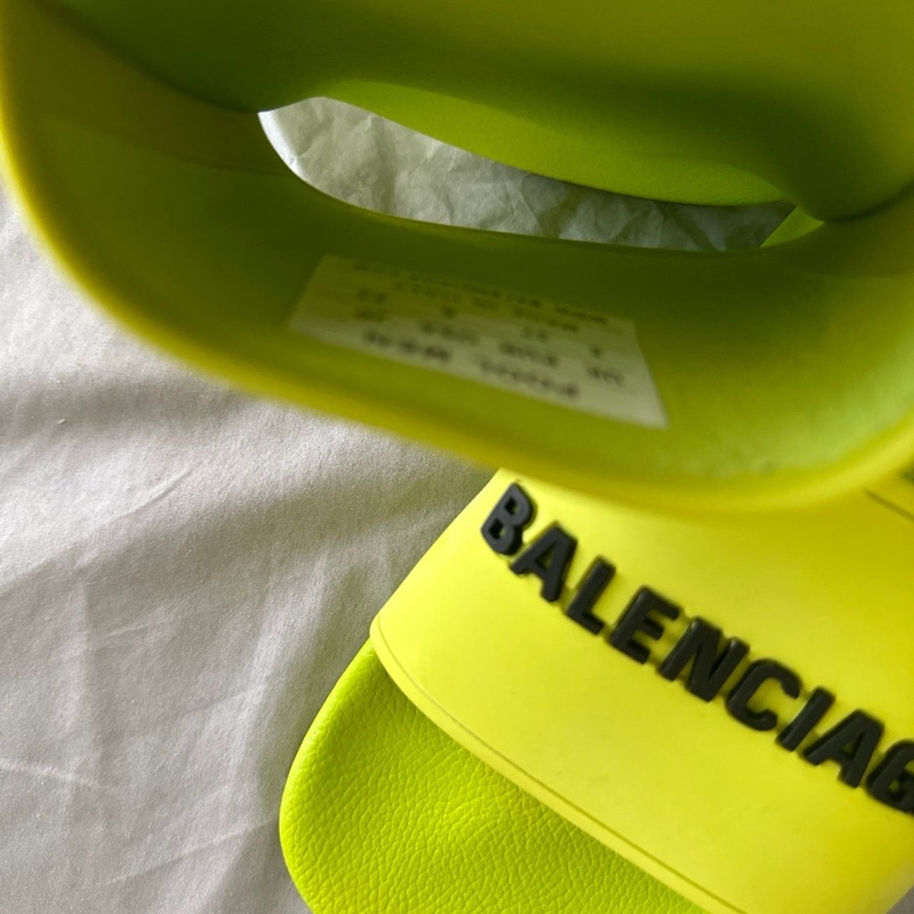 Balenciaga Yellow Sandals Bold Design